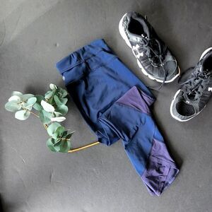 Athleta blue cropped leggings